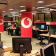 Vodafone mută operaţiuni în România