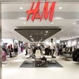 h and m