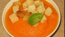supa crema de morcovi