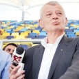 opresc u