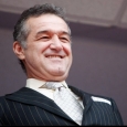 Gigi Becali vinde Steaua