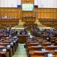 Creşterea pensiilor cu 40 la sută a trecut de Parlament