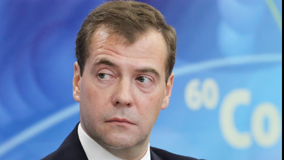 Dmitri Medvedev afirmă că Moscova are toată libertatea de a distruge cablurile submarine de comunicaÅ£ii ale inamicilor săi