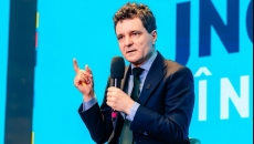  Nicușor Dan